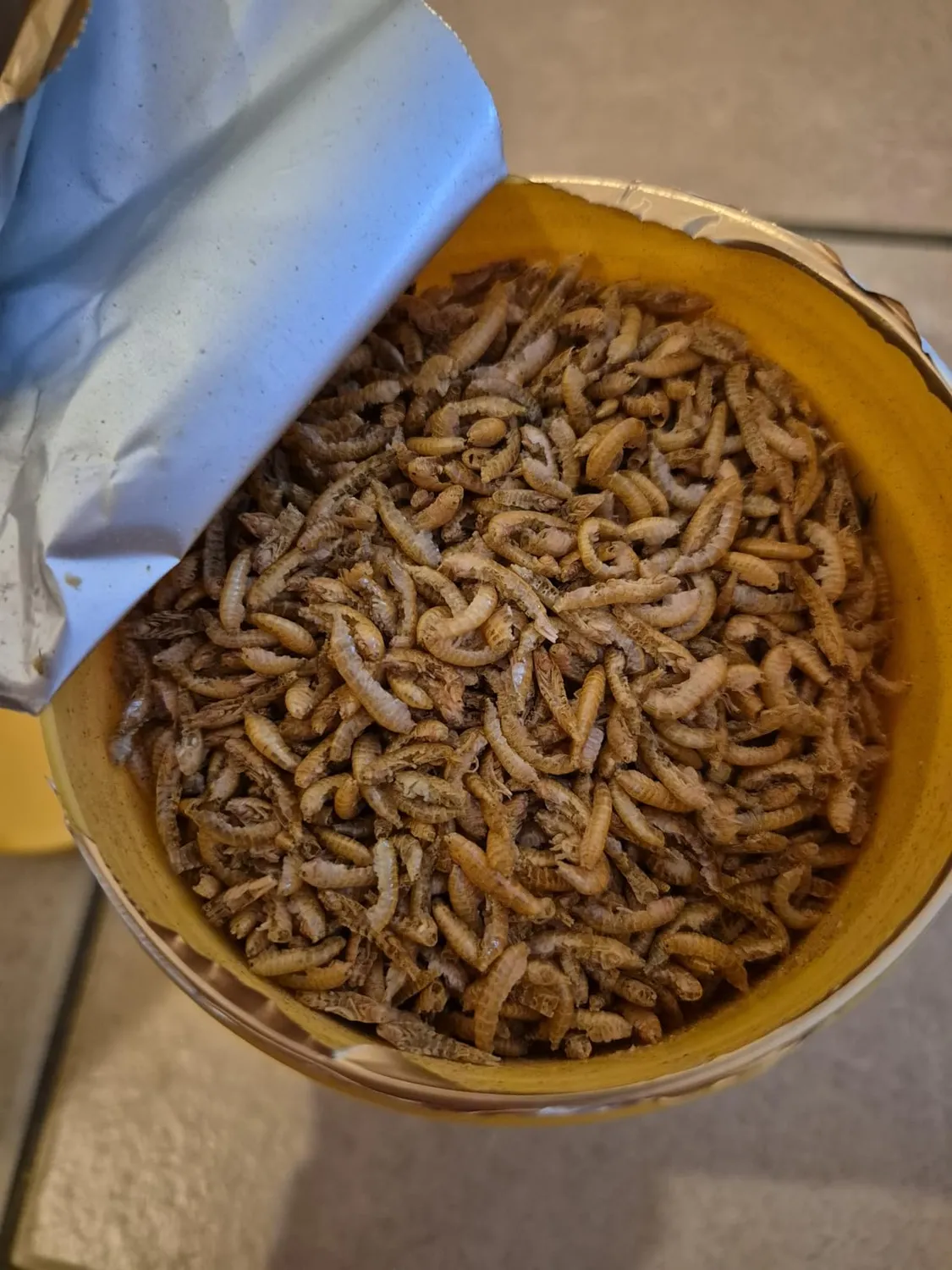 Aquaris Gammarus Fischfutter 100 g getrocknete Bachflohkrebse